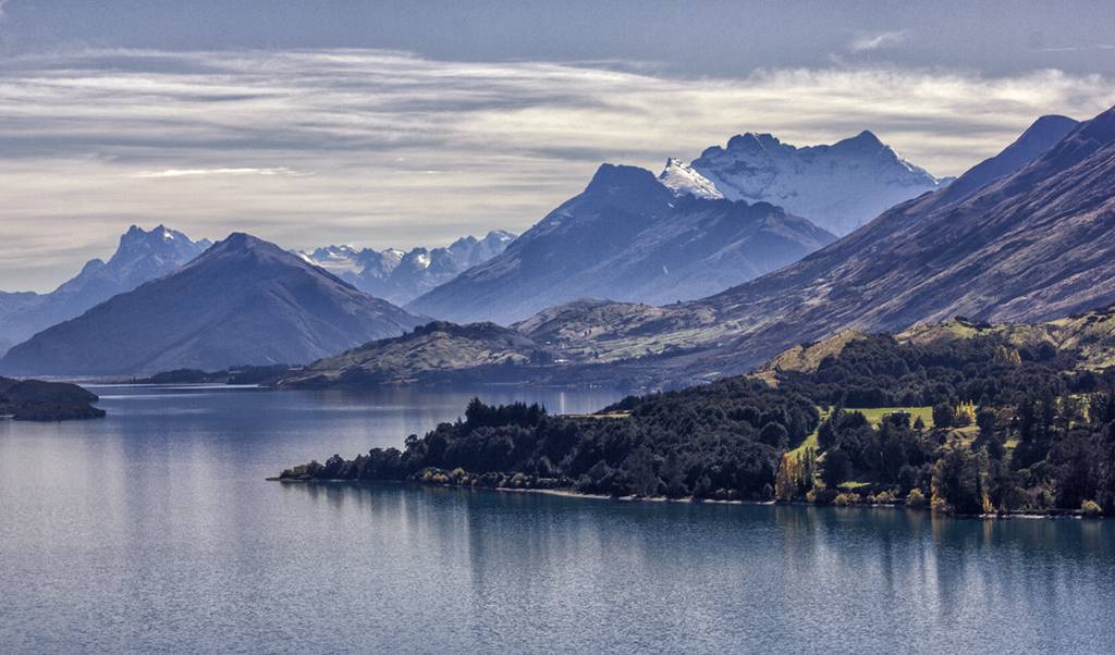 Driving into Glenorchy